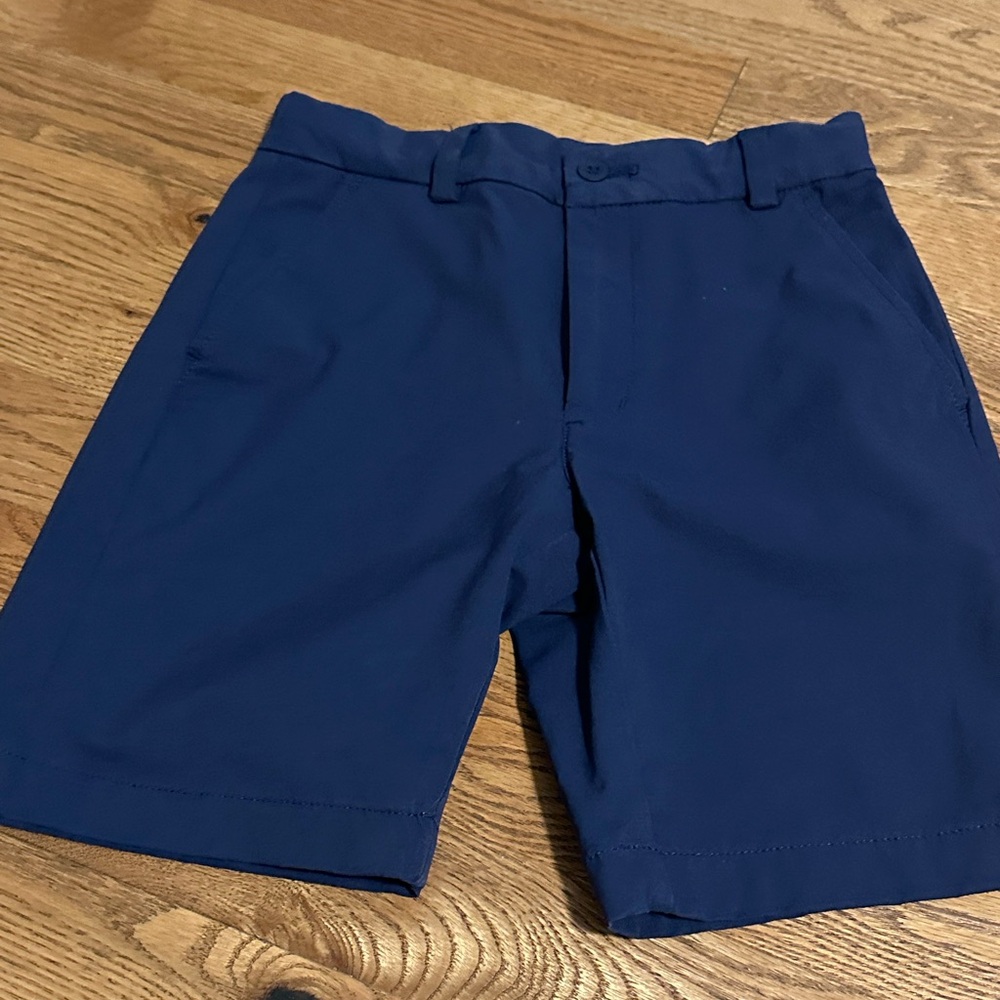 Boys Vineyard Vines shorts